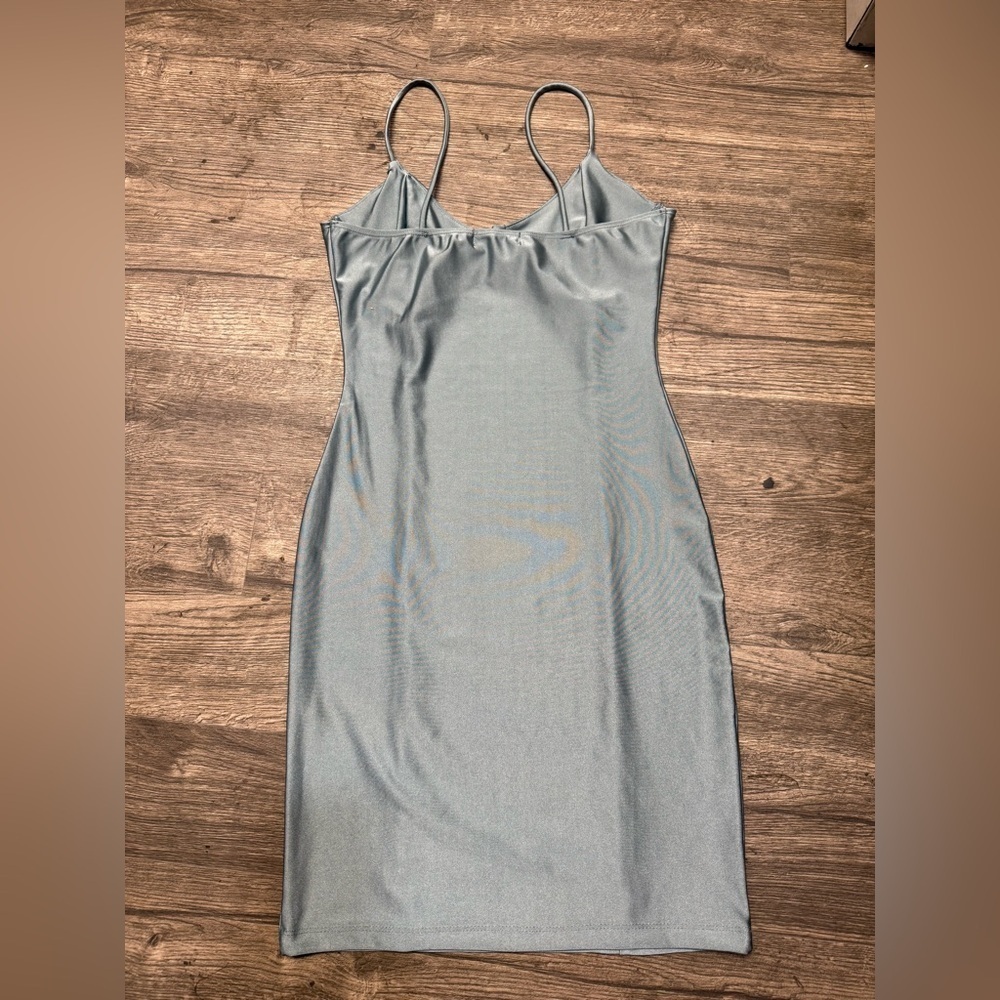 Popular 21
Sleek Women's Chemise in Blue - Picture 5 of 7